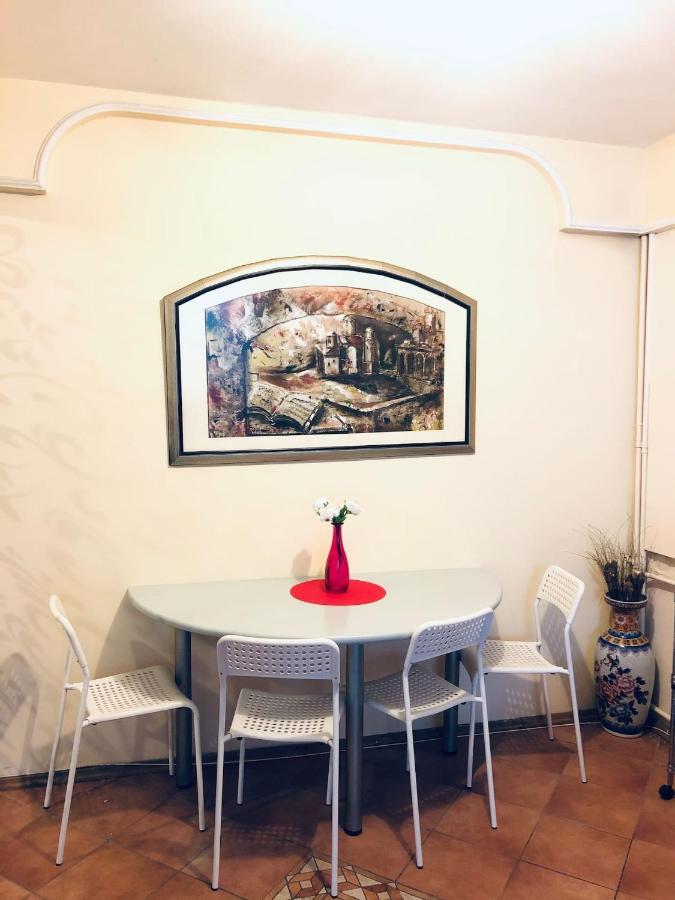 Lita Apartment สโกเปีย ภายนอก รูปภาพ